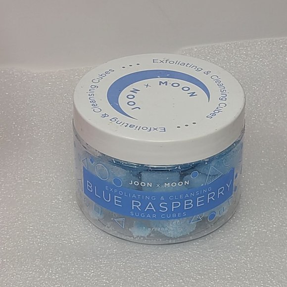 Joon X Moon Blue Raspberry Exfoliating & Cleansing Sugar Cubes - Picture 1 of 1